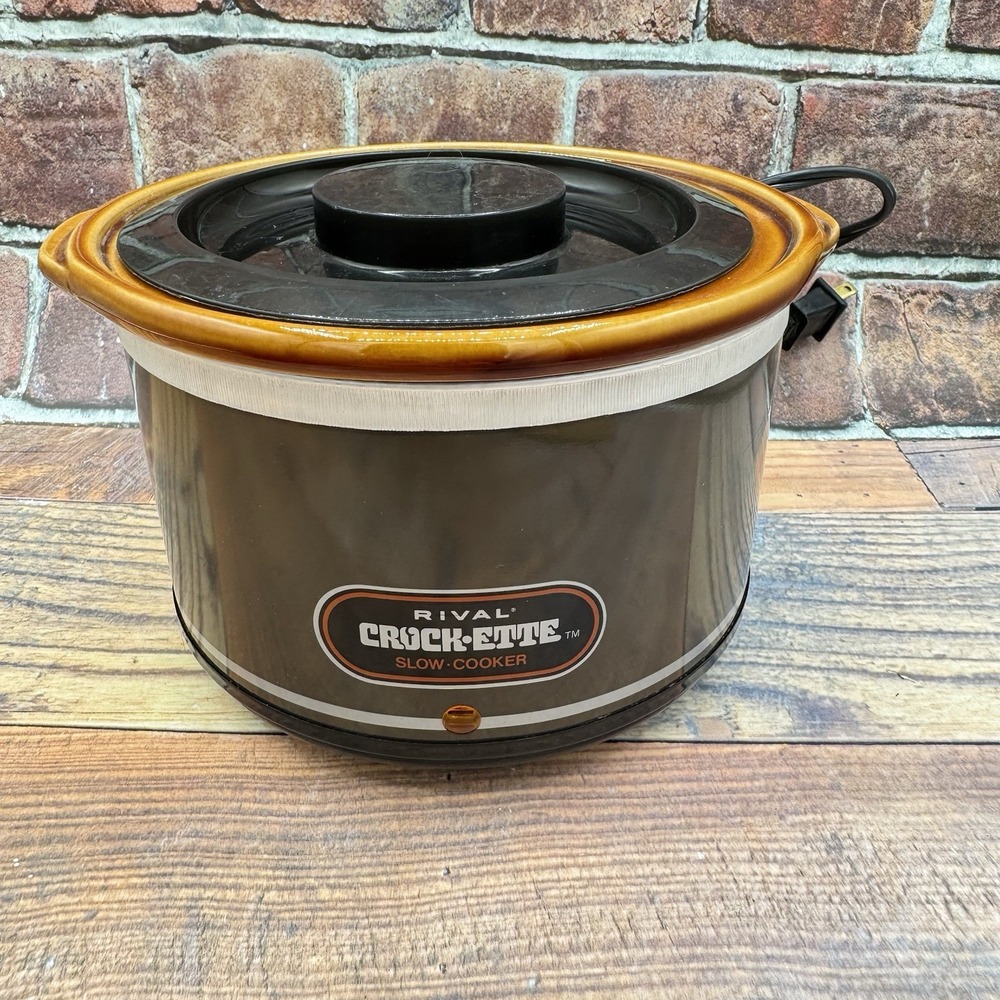 Rival Crock-ette Slow Cooker Mini Crock Pot 1 Qt  3200/2 Retro 1970s Brown w Lid